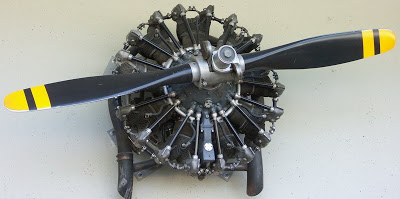 moteur+Pratt+&+Whitney+9+cylindres+en+étoile.jpg