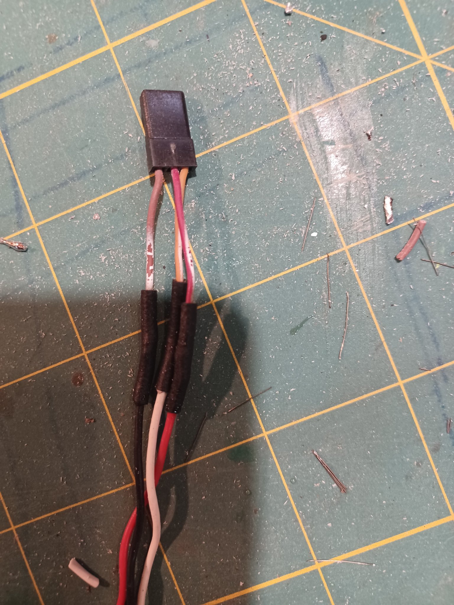 soudure cable servo.jpg