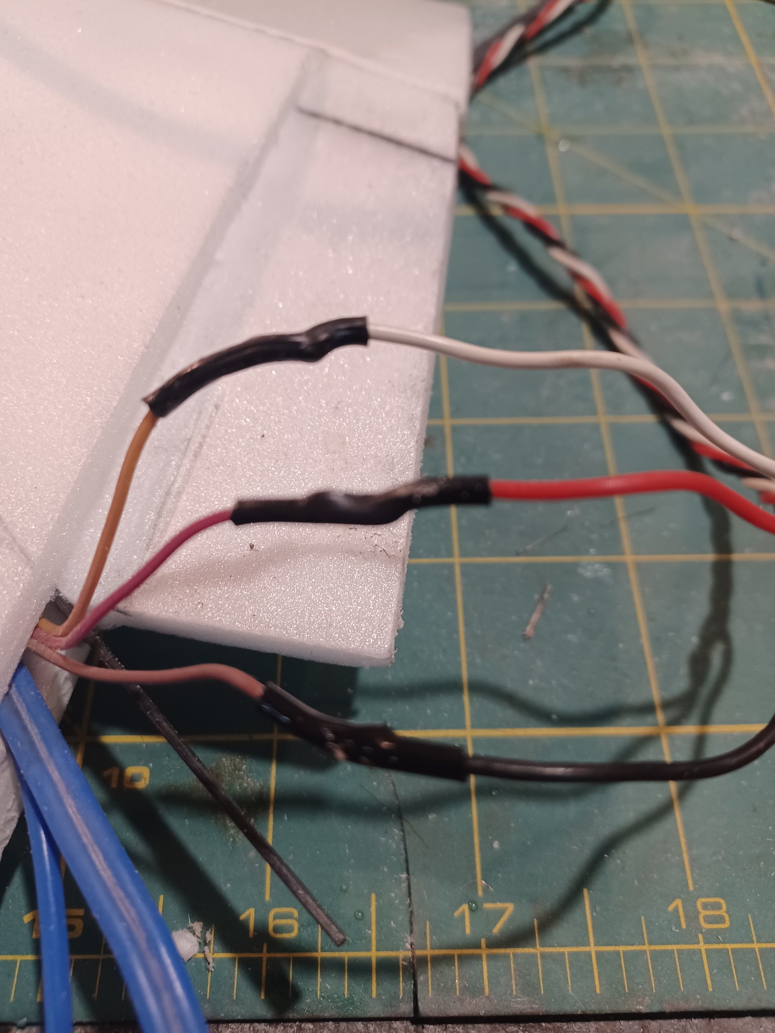 soudure liaison servo.jpg