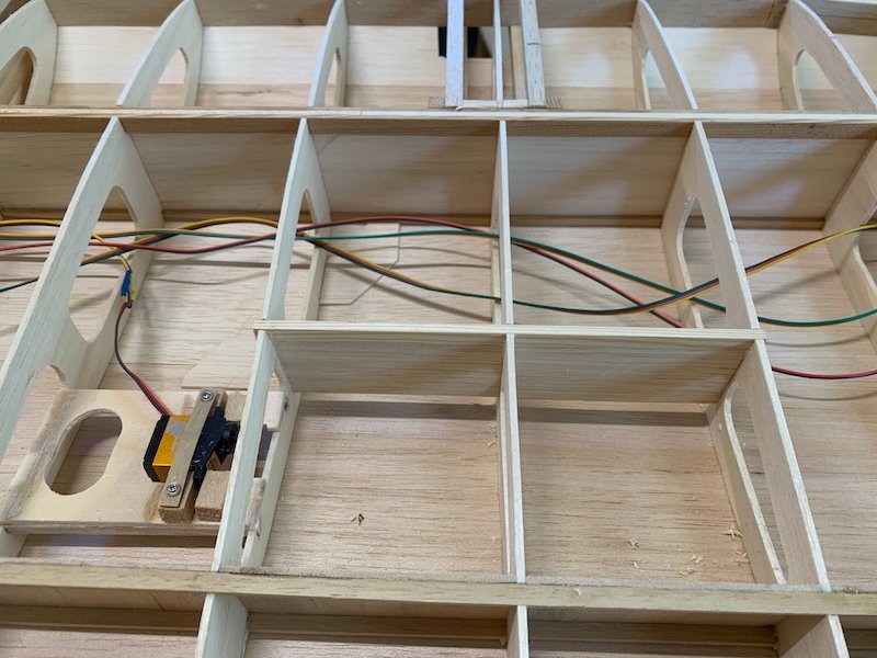 support fixation hauban.JPG